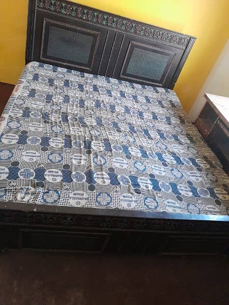 Double bed for sale with side tables 0