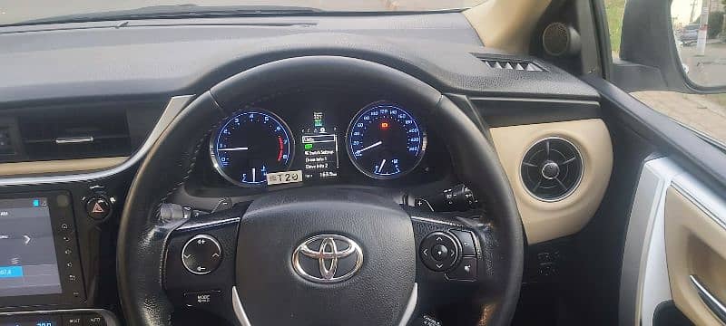 Toyota Altis Grande 2018 11