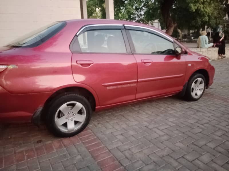 Honda City IDSI 2007 City family use car 1