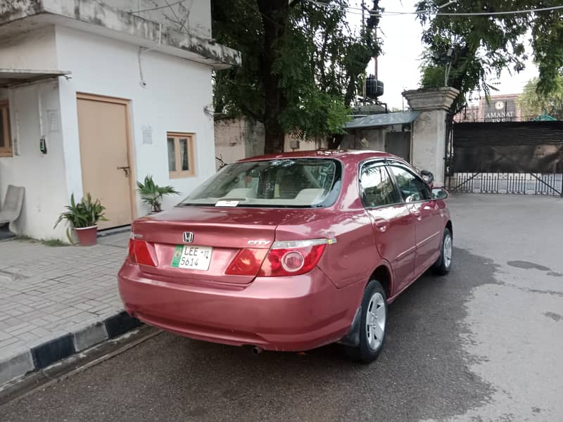 Honda City IDSI 2007 City family use car 12