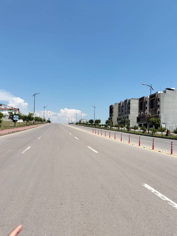 Sector: F1 , 10 Marla plot for sale invester price Bahria enclave Islamabad 4