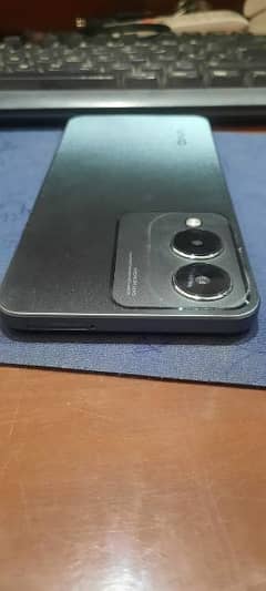 vivo y17s