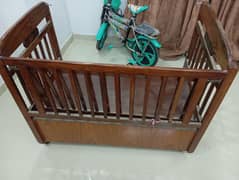 baby cot