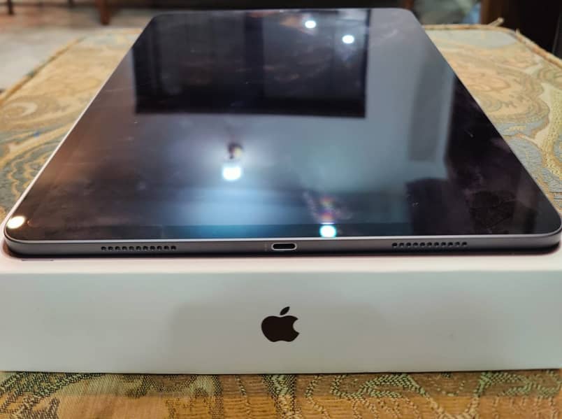 Apple iPad Pro M1 256GB 12.9 inch =  Watsapp 03223732876 1