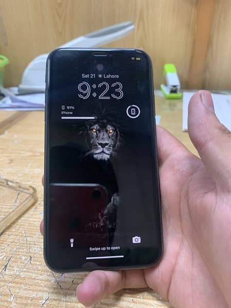 Iphone 11 128 GB JV model non PTA    03314291817 1