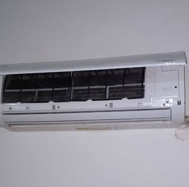 Haier 1.5 Ton Split Inverter AC for sale Very good Condition. (R-410A) 0