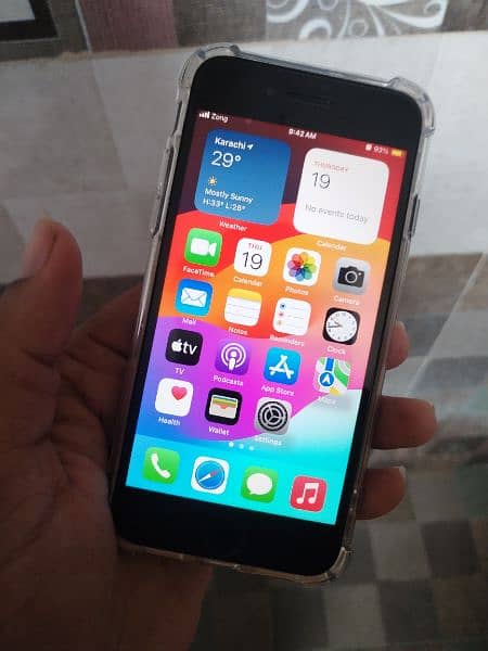 Apple iPhone se 2020 64gb fu pta approved 0