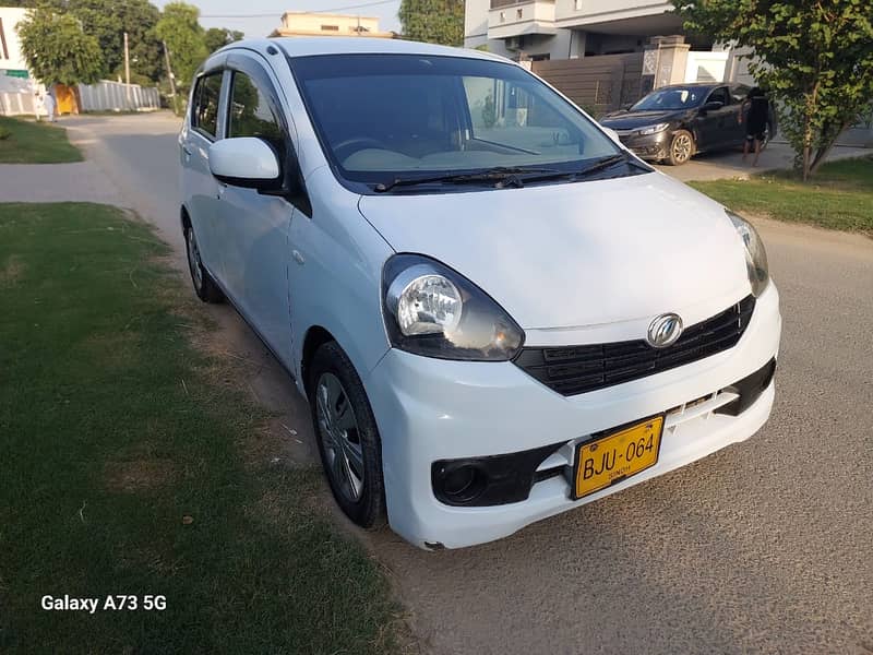 Daihatsu Mira 2014 1