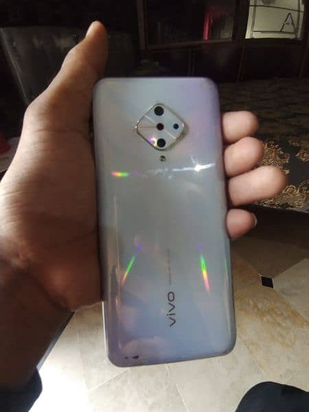 Vivo S1 Pro (8GB/128GB) 2