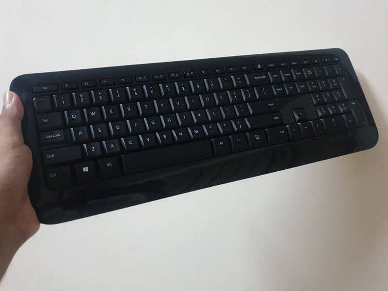 Microsoft Wireless Keyboard and Mouse 0