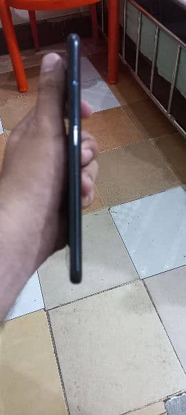 oppo f11 4/128 condition 8/10 2