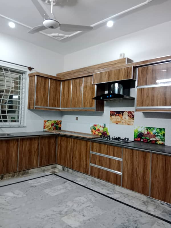 Upper Portion available for rent 11