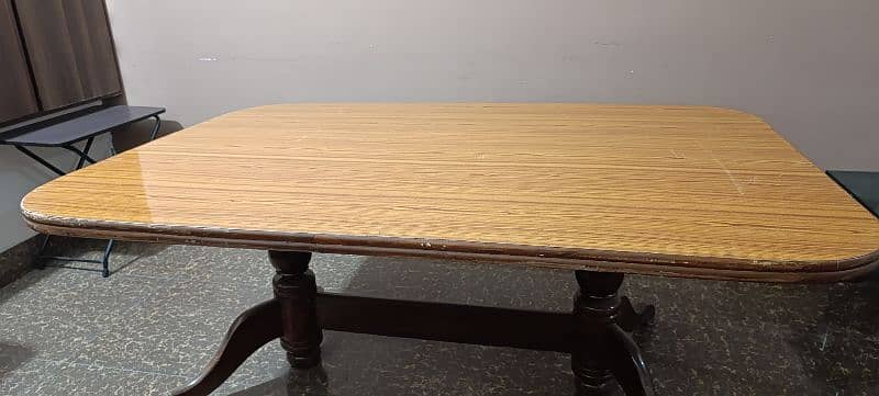 Wooden Dining Table in Good Condition 1