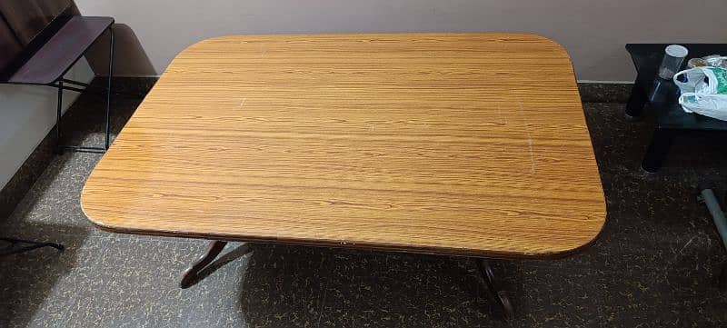 Wooden Dining Table in Good Condition 2