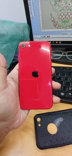 iphone SE 2020 (2nd generation) 4