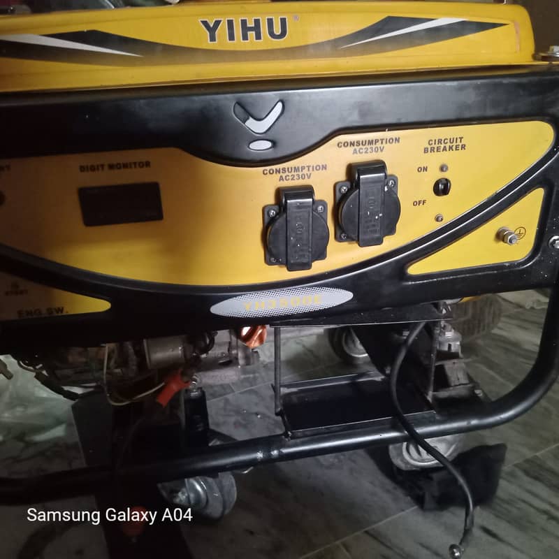 Generator 2.5 Kva YIHU 2