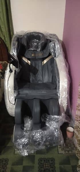 massage chair (just like new) 6