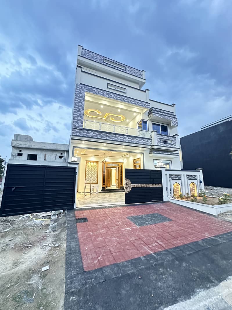 F-18 Faisal Town A Block House For Sale Near To Park 2