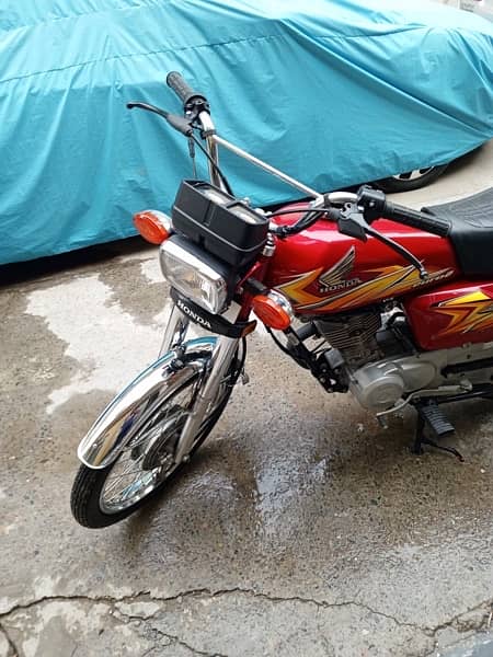 honda 125 like brand new 4