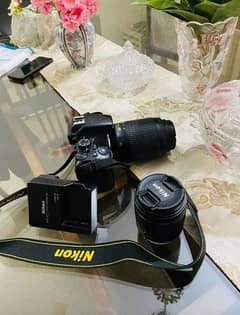 Nikon D3500 with zoom lens 0