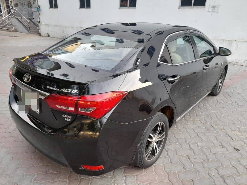 Toyota Corolla Altis Grande 2015 4