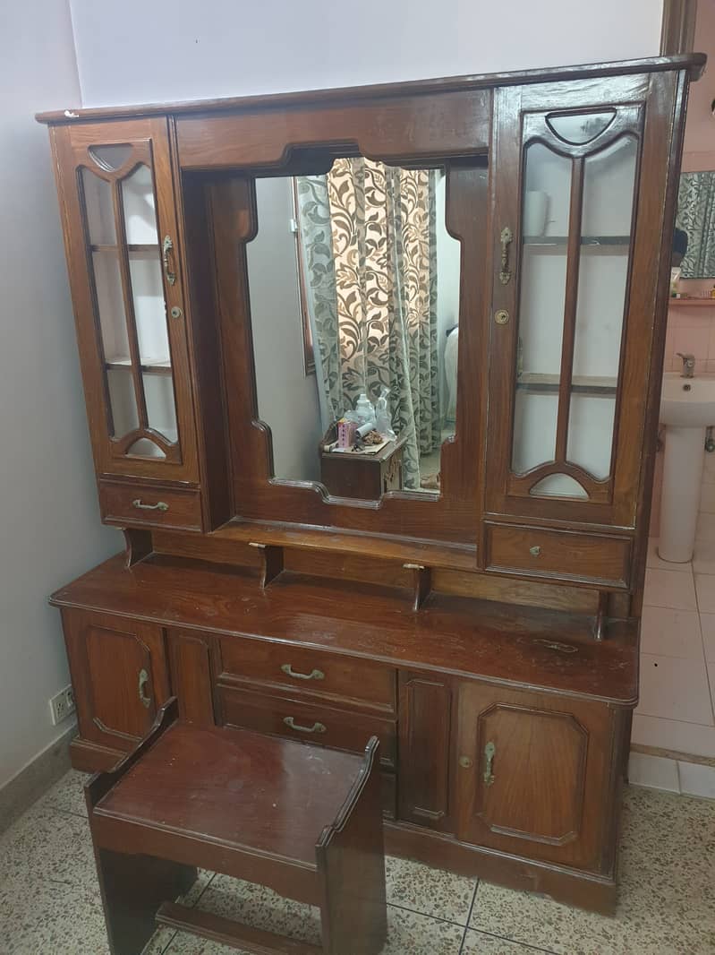 Dressing table  sheesham wood 2