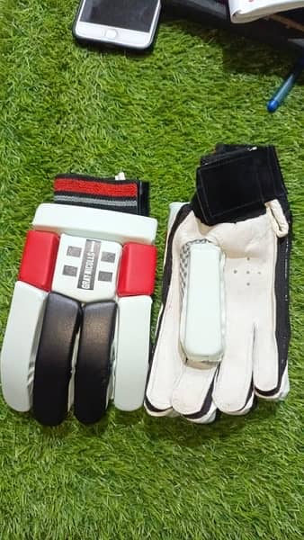 GRAY_NICOLLS Bating Golves. 1