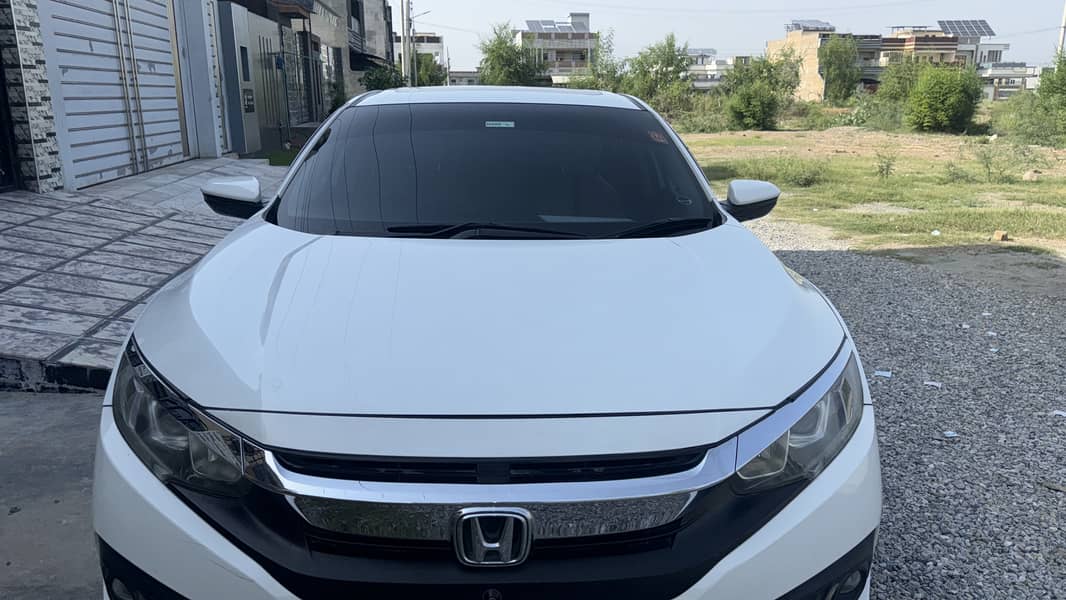 Honda Civic Oriel 2017 Ug 1