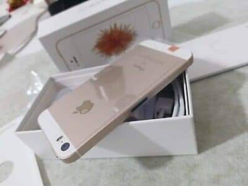 iPhone 5s Stroge/64 GB PTA approved for sale 03269200962 3