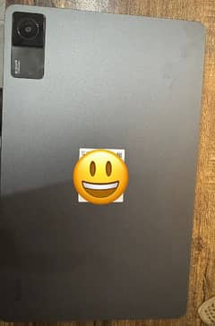 Red Mi Pad Se just box open