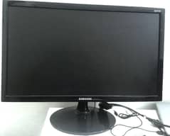 SAMSUNG LED 22" USED