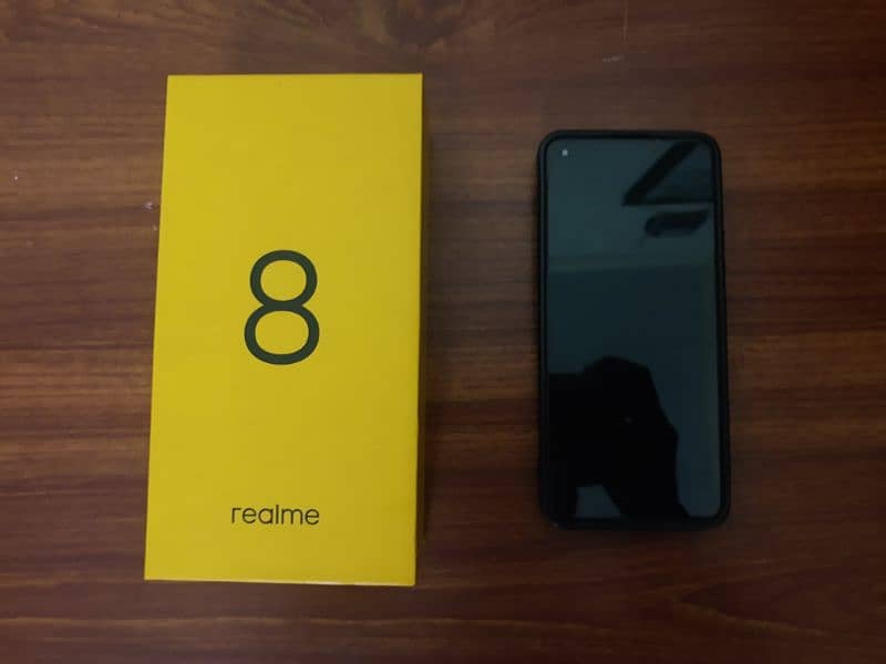 Realme 8 8/128 0