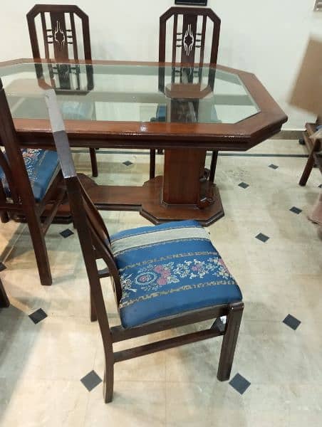 6 Seater Dining Table for URGENT Sale 4