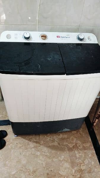 Good condition dawlance spinner and washing machine 0