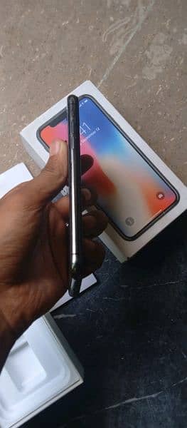 Iphone X with box 256gb 4