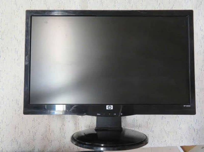 Hp 21 inch lcd im good condition. . cheap price 1