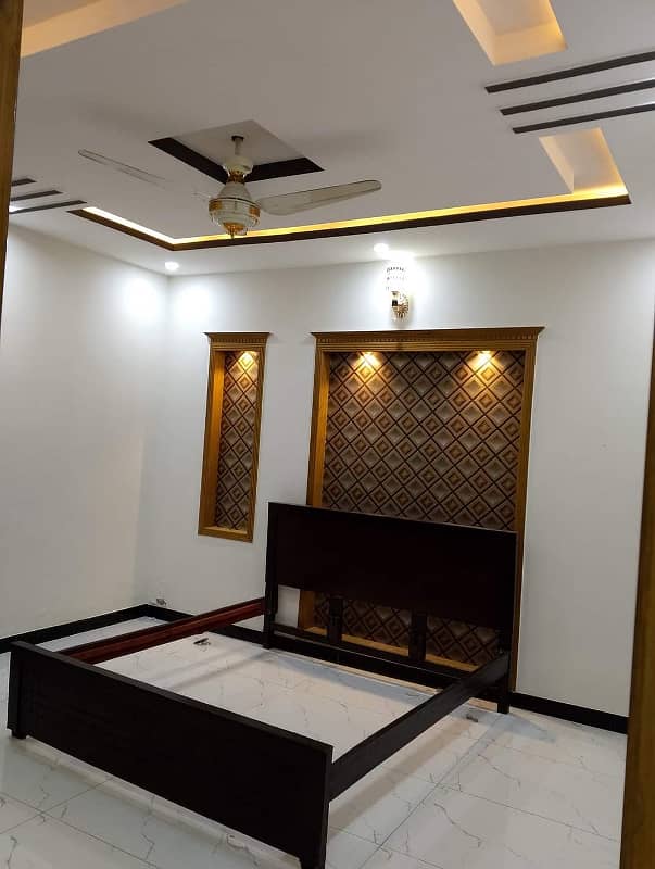 7 Marla Ground Portion For Rent In G-13 Islambad 12