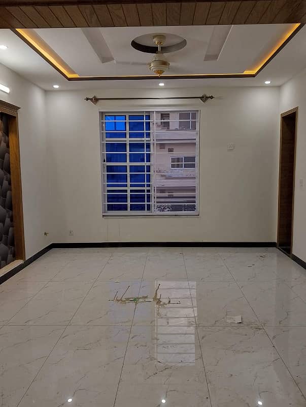 7 Marla Ground Portion For Rent In G-13 Islambad 13