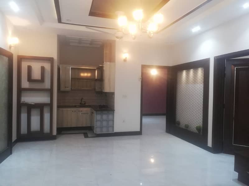 10 MARLA LOWER PORTION FOR RENT IN SECTOR C BAHRIA TOWN LAHORE 2