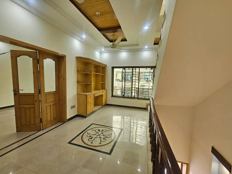 7 Marla Full House For Rent In G-13 islambad 4