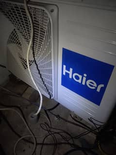 Haier Aik Ton Split Ac non inverter excellent condition