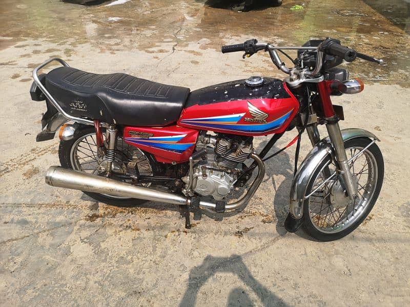 Honda CG 125 model 2010 Genuine 1