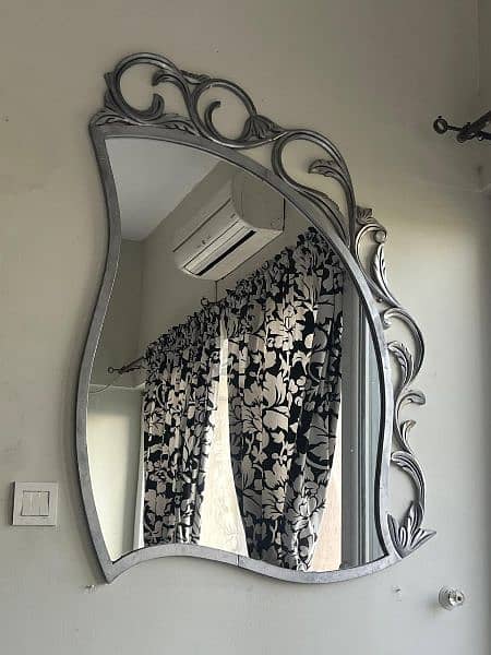 carved mirror 2