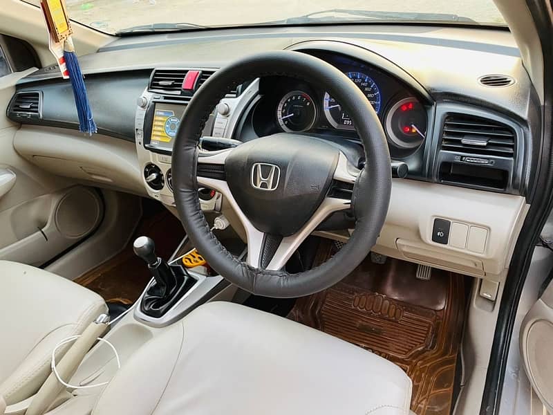 Honda City Aspire 2016 3