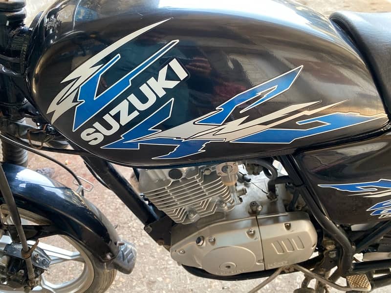 Suzuki Gs 150 Se 4