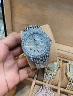 luxury diamond Encrusted Arabic numeral Quartz Watch