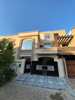 5 Marla Slightly Used Well Maintained House is for Sale in BB Block Bahria Town Lahore