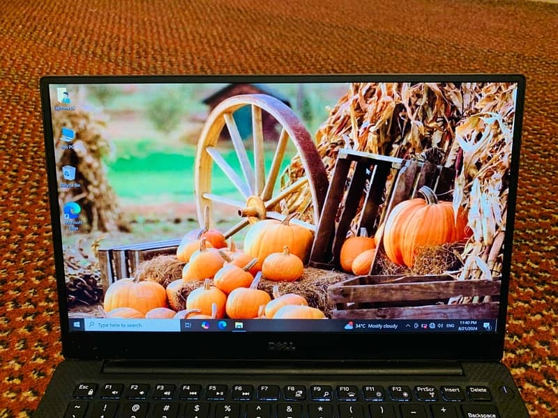 Dell XPS  13 9343 Signature Edition 1