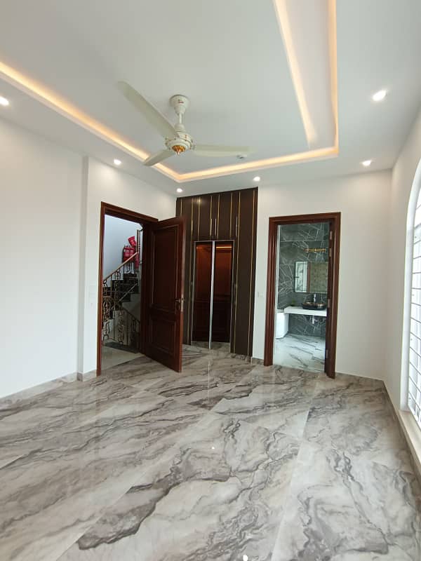 5 Marla Most Sturdy House Available for Rent in DHA Lahore 2