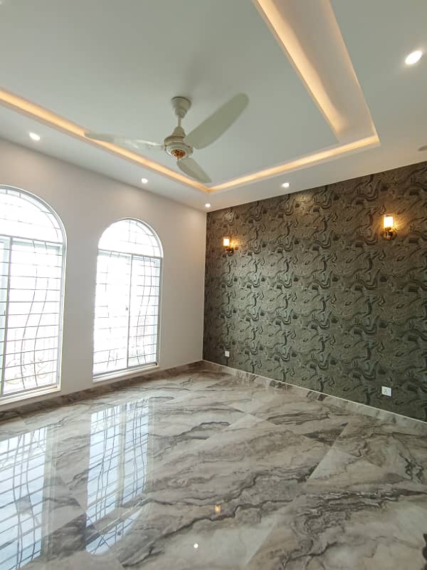 5 Marla Most Sturdy House Available for Rent in DHA Lahore 5